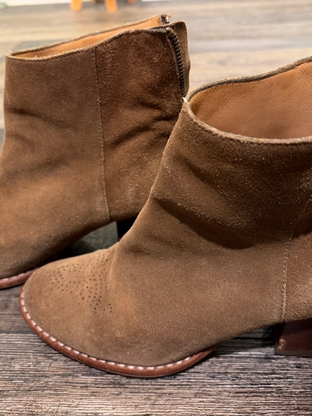 Anthropologie Schuler & Sons Suede Boots Ankle Perforated Tassel Heeled Tan 8